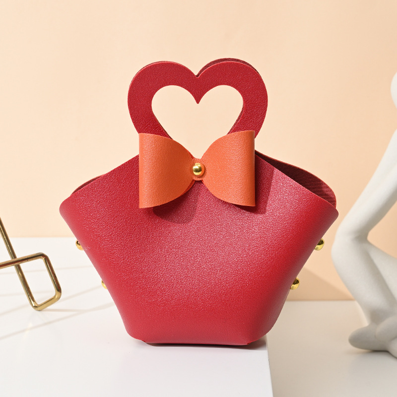 Love Creative Wedding Candy Box Leather Love Portable Candy Bag Wedding Hand Gift Return Candy Packaging