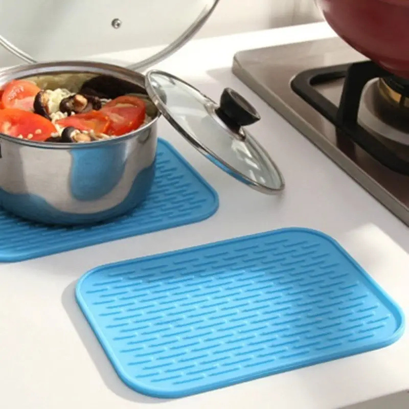 Colorful silicone insulation placemat European-style tableware household pot mat table mat draining mat car phone mat thickened