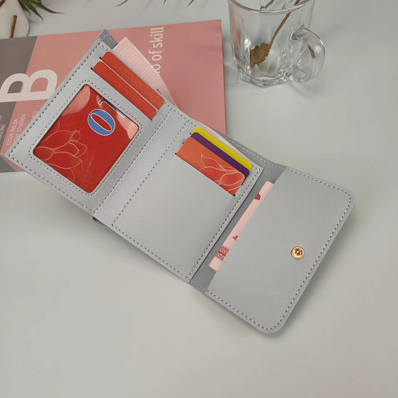Simple Short Women's Wallet Student Ticket Clip Multi-function Card Bag Change 30% Fold Ultra-thin Gloss Wallet_voghion.com