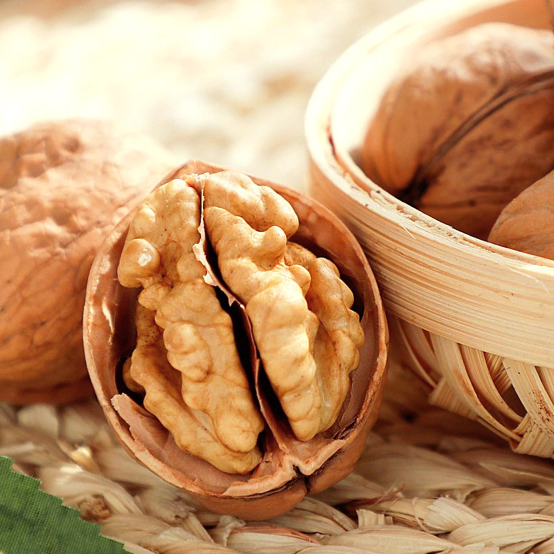 Paper walnuts whole box dried fruit wholesale Xinjiang new cooked original roasted walnuts pregnant women thin-skinned nuts fried snacks
