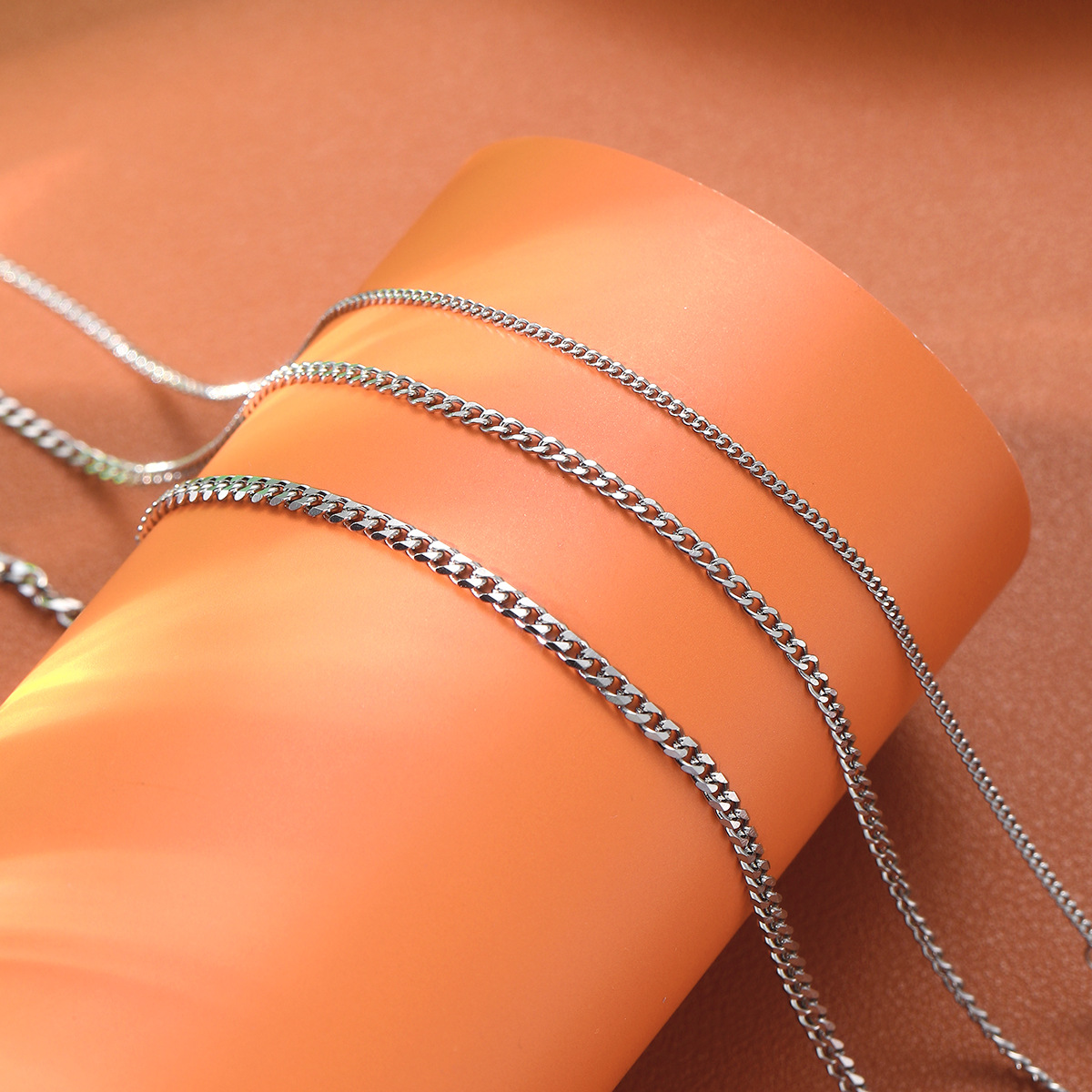 ins style hip hop stacked stainless steel flat chain bracelet men and women sweet cool non-rust Cuban chain bracelet_voghion.com