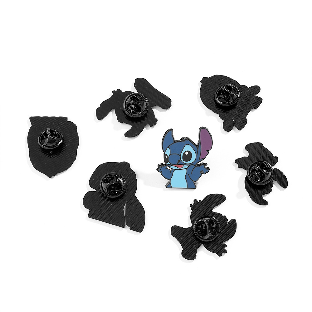 Cute creative European and American cartoon Stitch brooch funny stitch metal badge alloy drop oil bag accessories