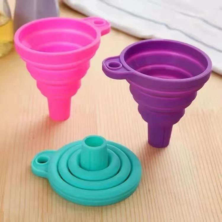 Special offer universal funnel foldable household funnel small caliber food grade pouring oil packing silicone retractable funnel