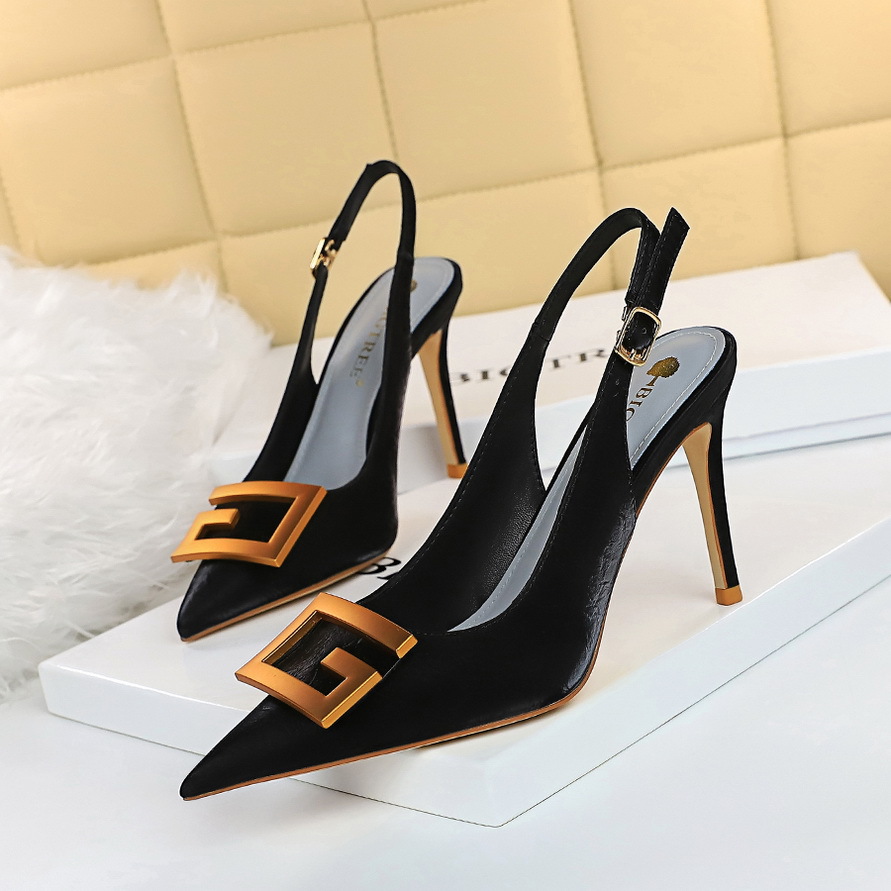 1932-8 Sexy Nightclub Slim Heel Ultra High Heel Shallow Pocket Metal Buckle Single Shoe PU Material Adult Suitable