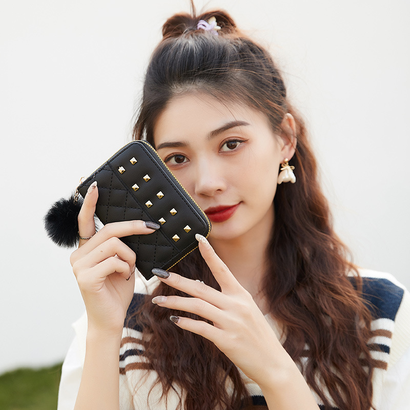 Ladies coin purse wholesale 2023small purses live e-commerce generation texture small bag rivet wallet women