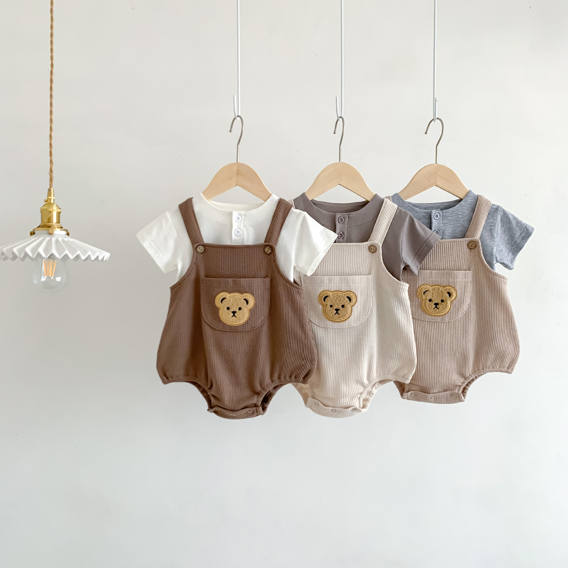 Baby's Summer Sleeve Pants Men's and Women's Baby Short-sleeved T-shirt Waffle Bear Two-piece Newborn One-piece Clothes