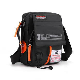 New Men's Shoulder Bag Wholesale Fashion Leisure Sports Crossbody Bag Lightweight Oxford Cloth Men's Bag Live Supply