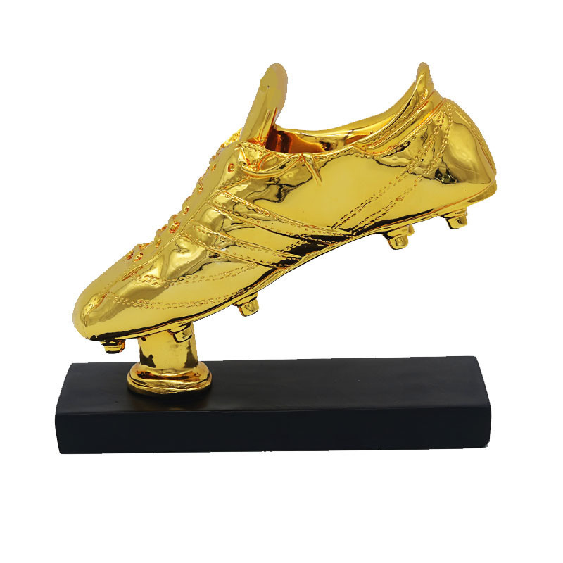 Golden Boot award trophy football World Cup fans souvenir shooter goalkeeper games awards must-have good things