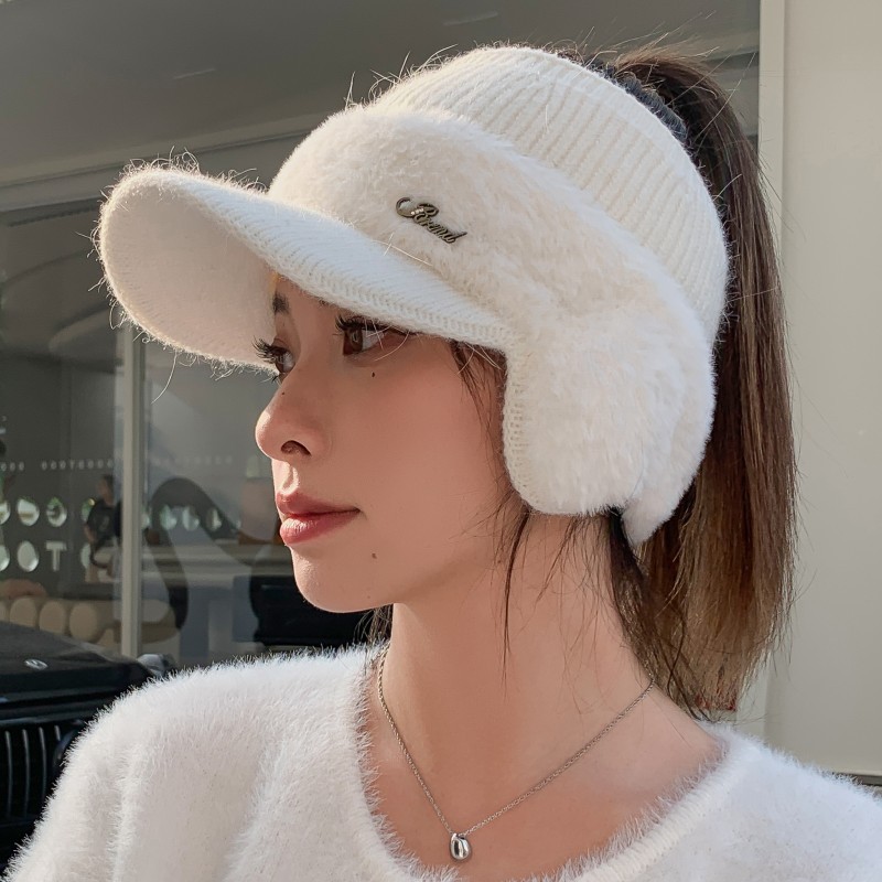 Warm Winter Knitted Baseball Cap Women Thickened Outdoor Cycling Cold Protection Ear Protection Duckbill Autumn/winter Season