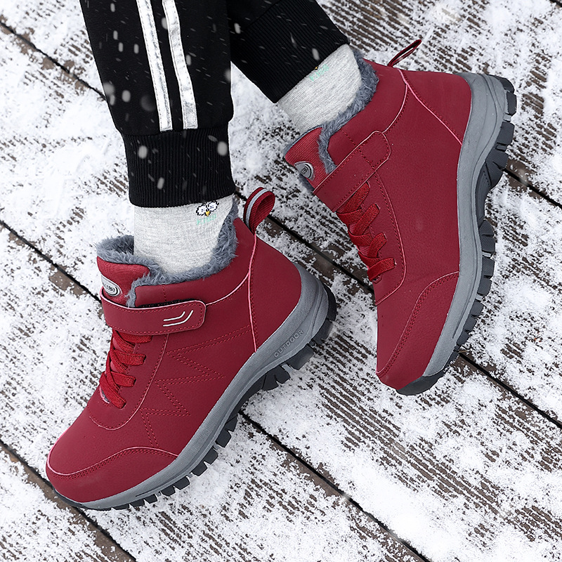 Autumn and Winter fleece-lined middle-aged and elderly walking shoes men's winter round toe cotton in stock Waterproof warm mom shoes old women's shoes