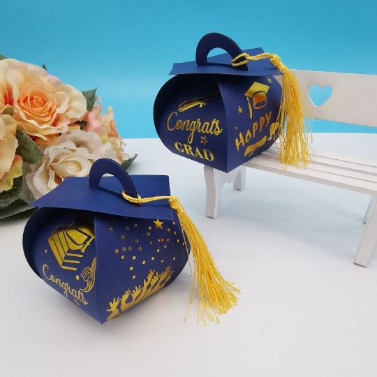 New student graduation season celebration gift box creative doctor hat design gilding letter candy box hot sale
