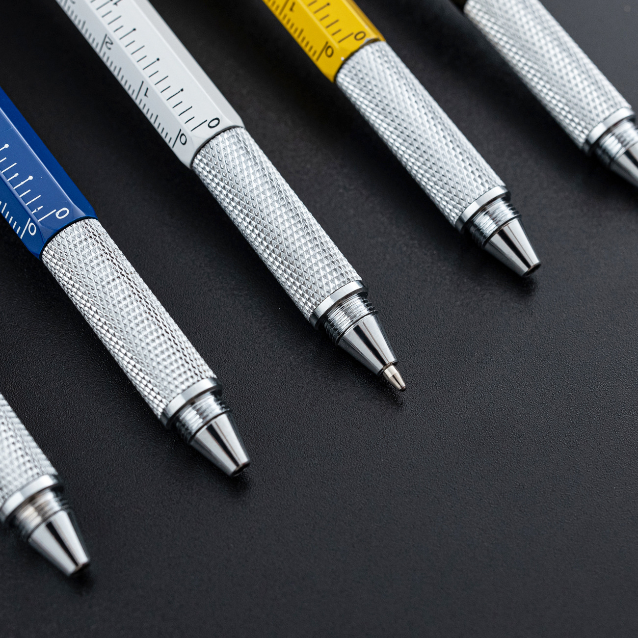 Multi-function pen six-in-one metal ballpoint pen spot scale level screwdriver capacitance pen creative tool pen