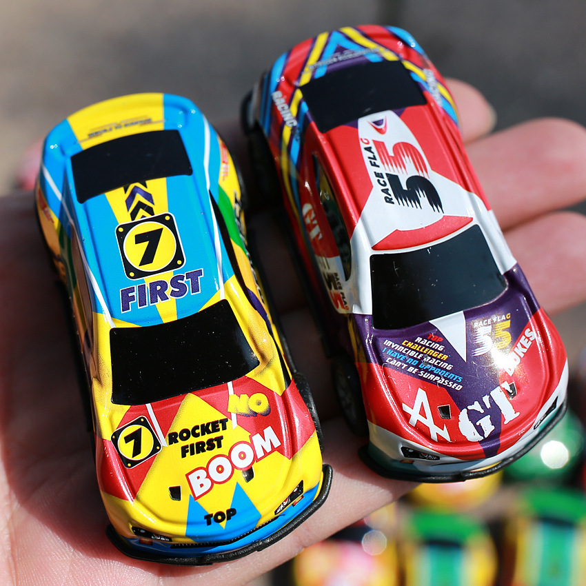 New iron pull back car Graffiti Car racing iron car children's toy sports car model toy stall wholesale