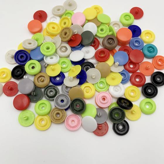 Hand-pressed colorful plastic snap button tool-free resin snap button baby clothes button children's clothing snap button dark button