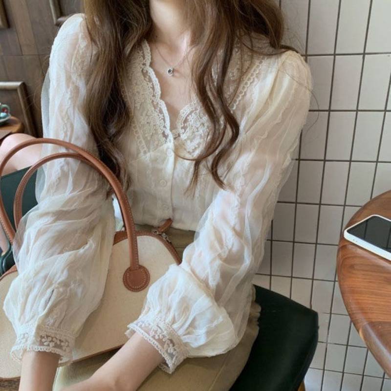 Elegant V-neck lace shirt for women 2023 Spring New Gentle all-match chiffon sweet chic small shirt