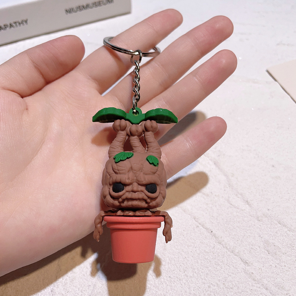 Cross-border new Mandela keychain Mandrake decoration pvc key chain Halloween car schoolbag pendant
