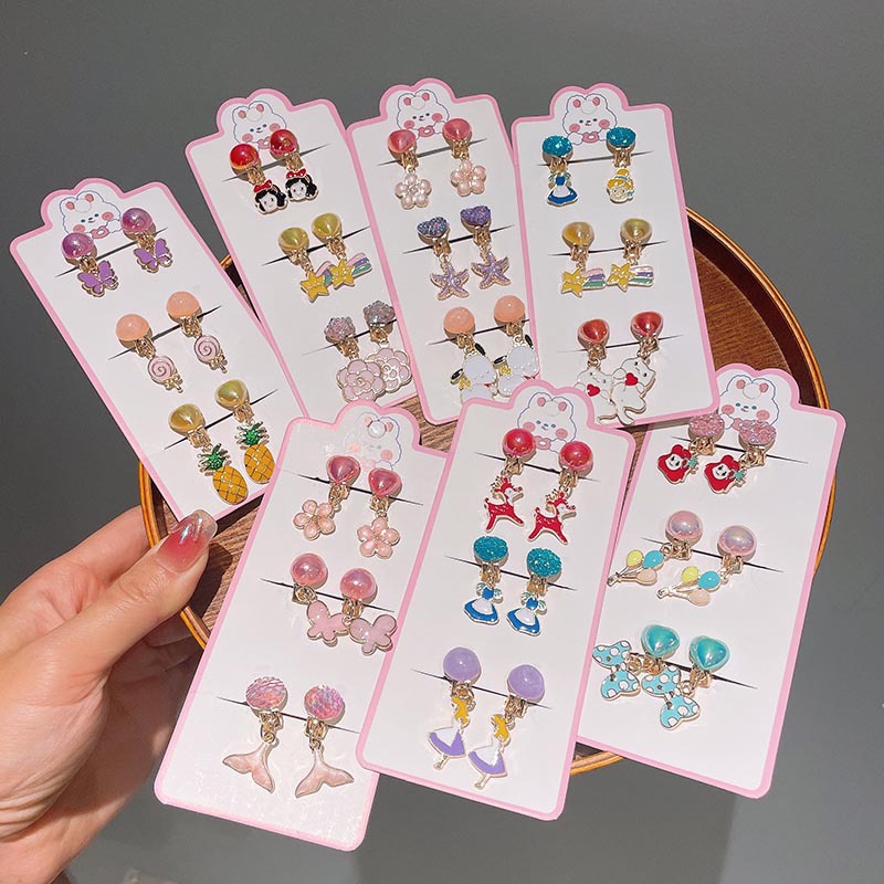 Children without ear hole ear clip new small rabbit pendant fake earrings little girl princess pendant cute earrings wholesale