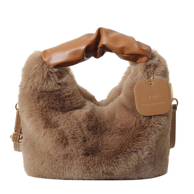 High-end online popular fairy Plush Bag 2023 new winter handbag pleated women's bag shoulder crossbody