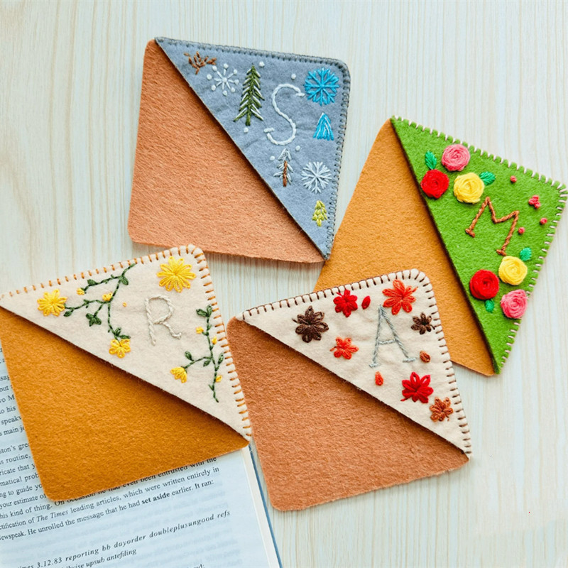 2022 Amazon hot new national style embroidery bookmark personalized handmade embroidery book corner decoration factory direct sales
