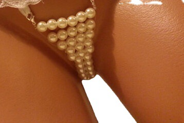 Underwear thong type Pearl elastic waist chain, pearl chain Red White Black multicolor optional
