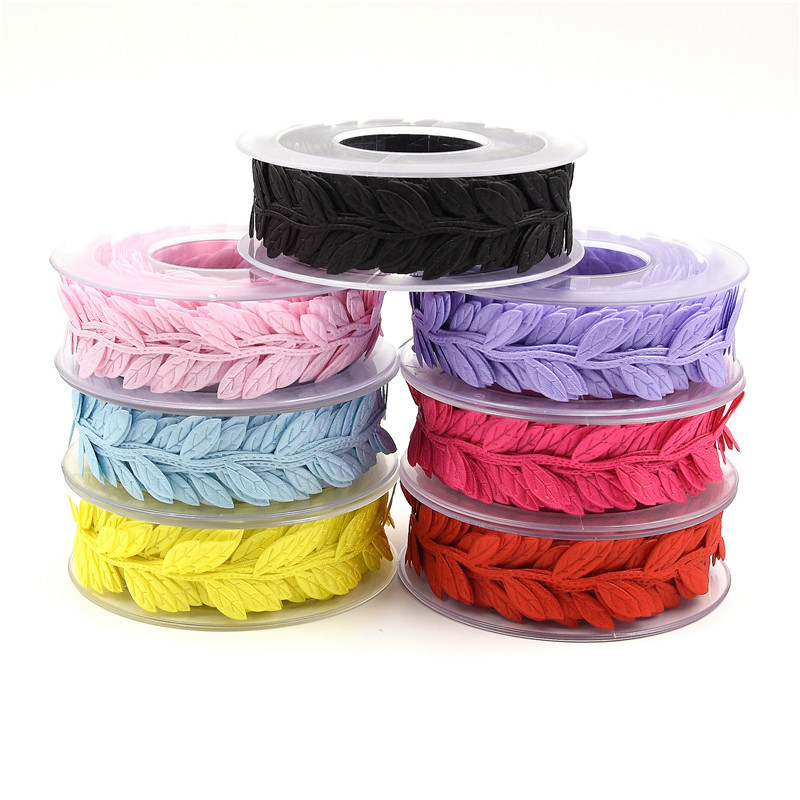 Cross-border hot selling manufacturers supply ultrasonic embossing leaf ribbon leaf lace decoration with lace 15 meters