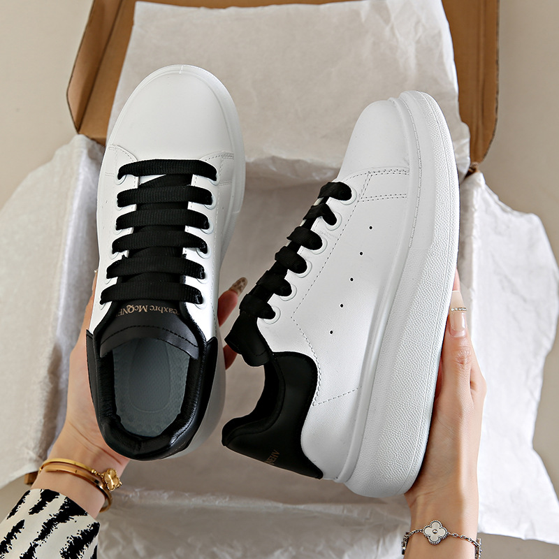 McQueen White Shoes Men's and Women's Leather Top Thick Sole Height Increasing Women's Shoes 2024 New Spring All-match Sports Casual Sneakers