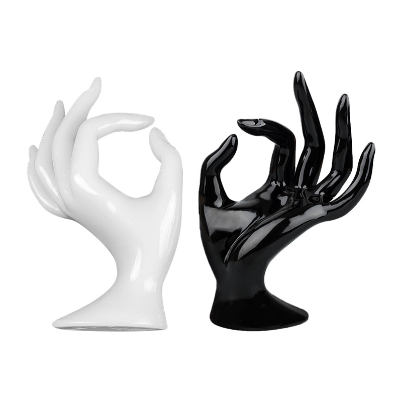 Creative OK hand ring display rack jewelry shop display rack jewelry rack hand model props counter display ornaments