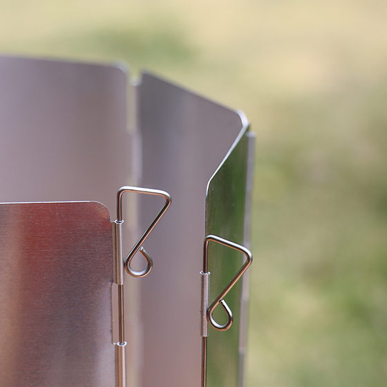 Outdoor camping stove stove wind deflector ultra-light aluminum alloy foldable with latch 8 pieces with cloth bag