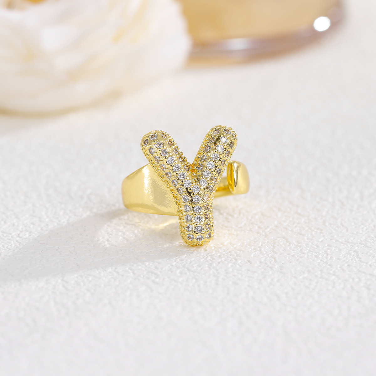 Přeshraniční horký prsten s 26 anglickými písmeny vykládaný diamantem, zirkonem, pozlacený, otevřený prsten, velkoobchodní dodávka, jednoduchý vítr_voghion.com
