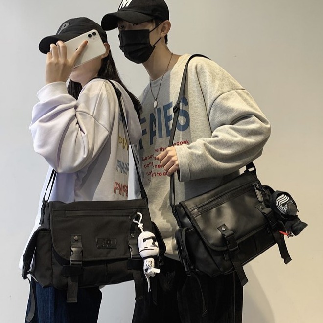 Messenger Bag Men's Hong Kong style large capacity trendy cool messenger bag functional style all-match workwear shoulder bag student class backpack