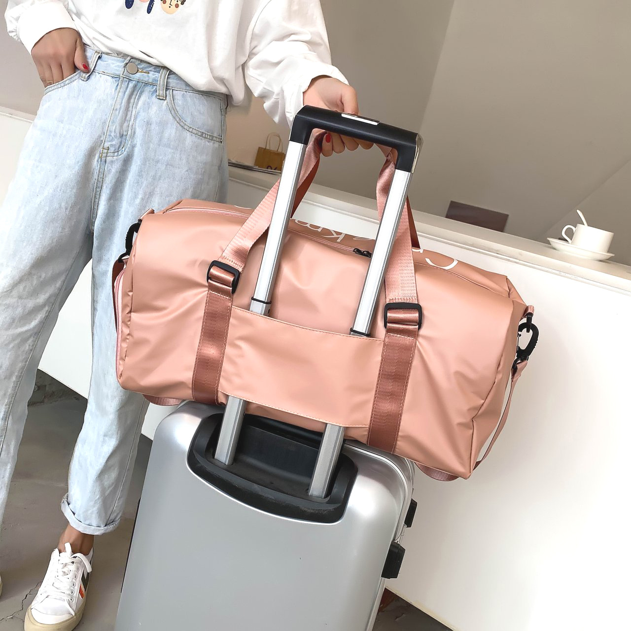 Short Distance Portable Travel Bag Dry and Wet Separate Large Capacity Shoulder Bag Sports Yoga Bag Fitness Bag Fashion Boating Bag