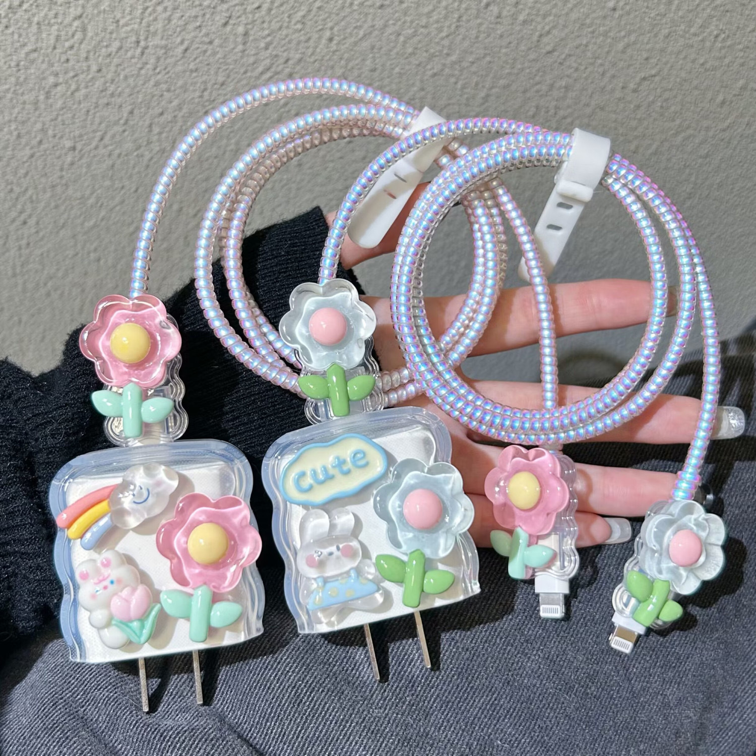 Applicable to Apple original protective shell charging cable transparent flower folding anti-break data cable protection four-piece set