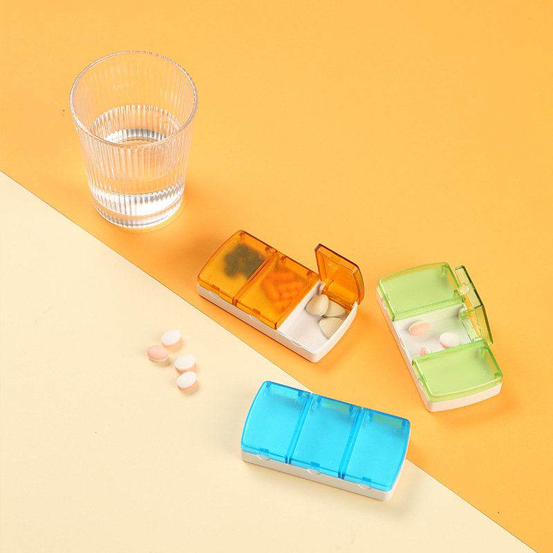 Creative mini pill box 3-compartment pill box sub-packaging box morning, middle and evening portable plastic small pill box spot