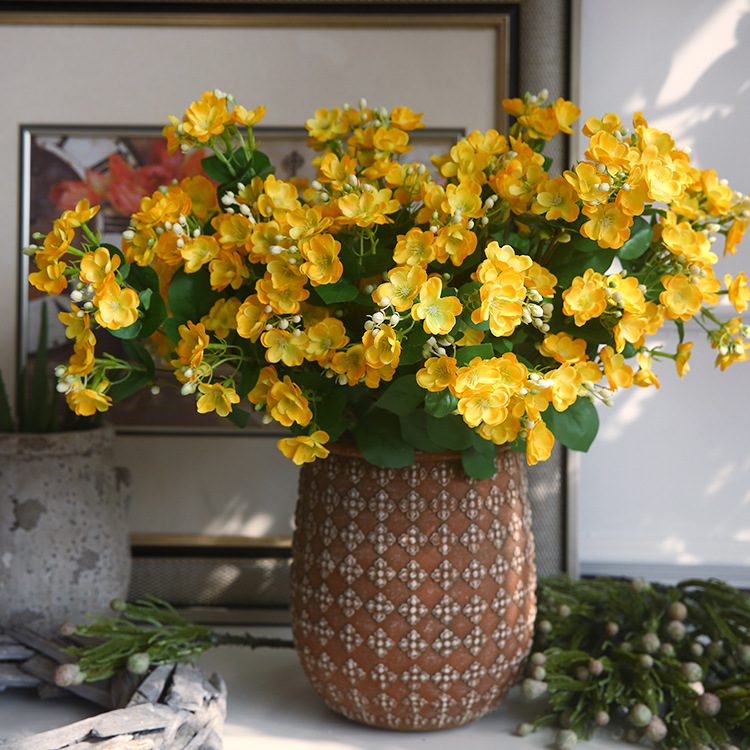 Single small Jasmine artificial flower artificial flower living room dining table coffee table pastoral floral flower arrangement