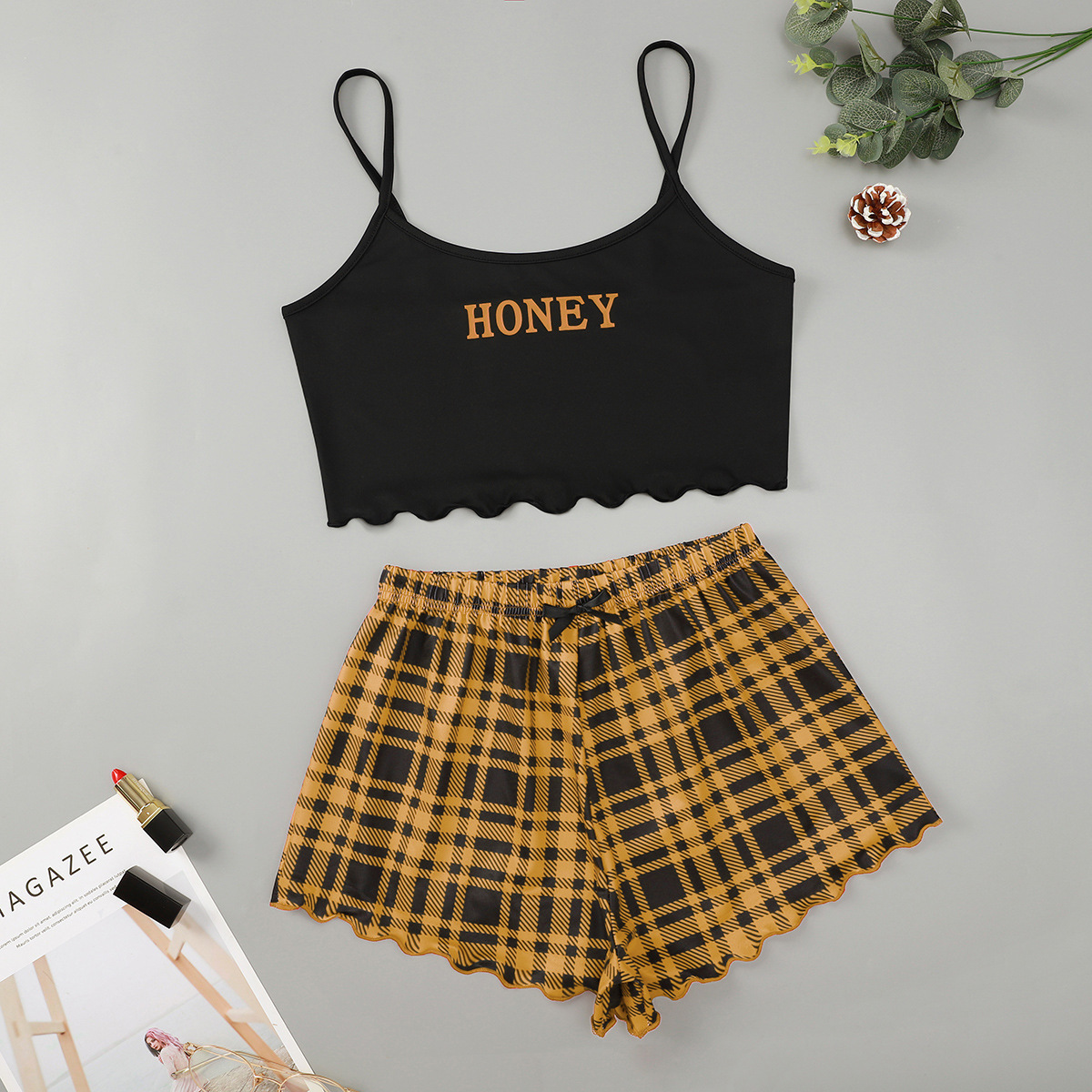 2022 European and American New Letter HONEY Printed Sling Top and Plaid Printed Shorts Home Wear Set