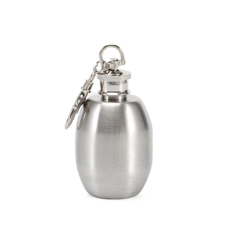 Wholesale portable small hip flask stainless steel hip flask business Gift 1 oz liquor bottle with Keychain