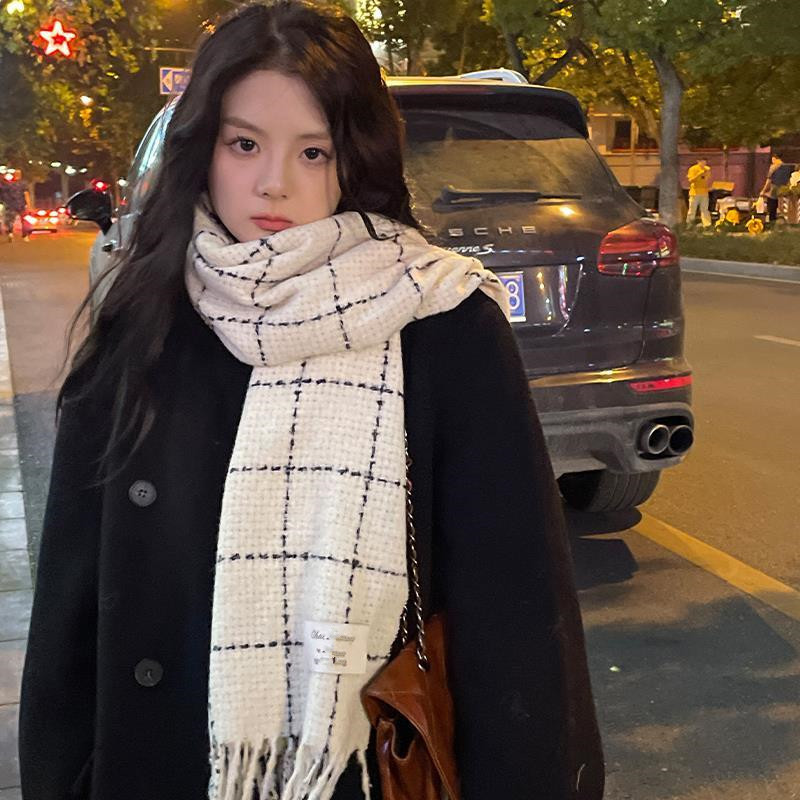 韓系氛圍感圍巾女小香風經典黑白格子時尚百搭長款秋冬保暖披肩