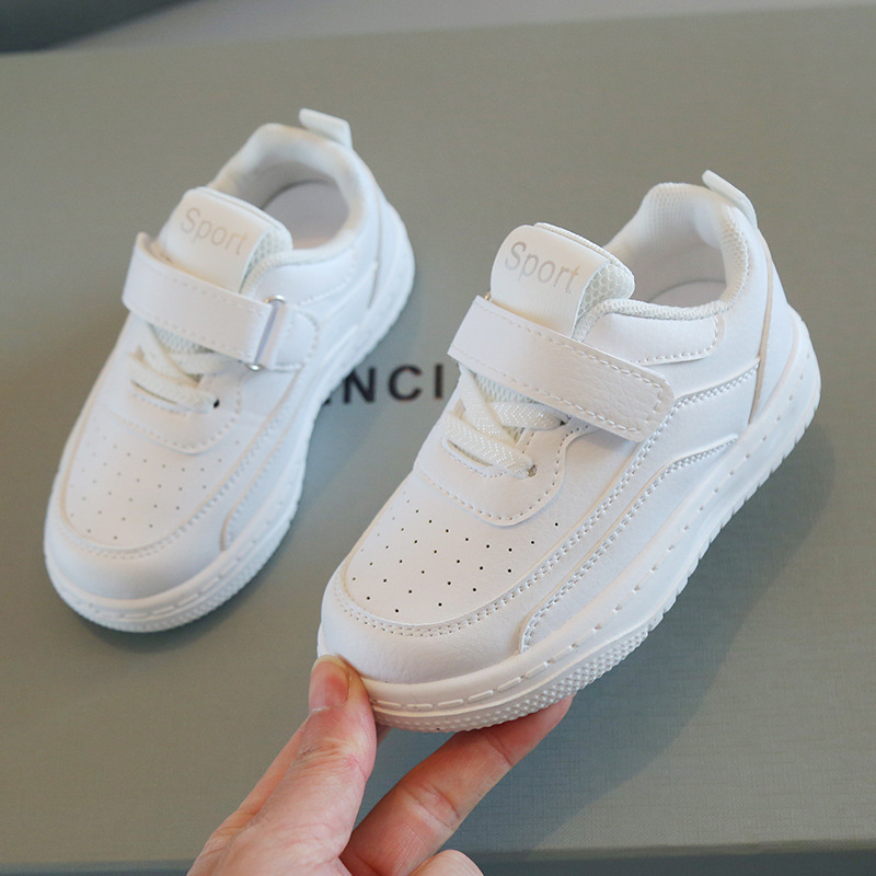 On behalf of children's small white shoes 2024 spring girls sports shoes school boys casual board shoes soft bottom baby shoes