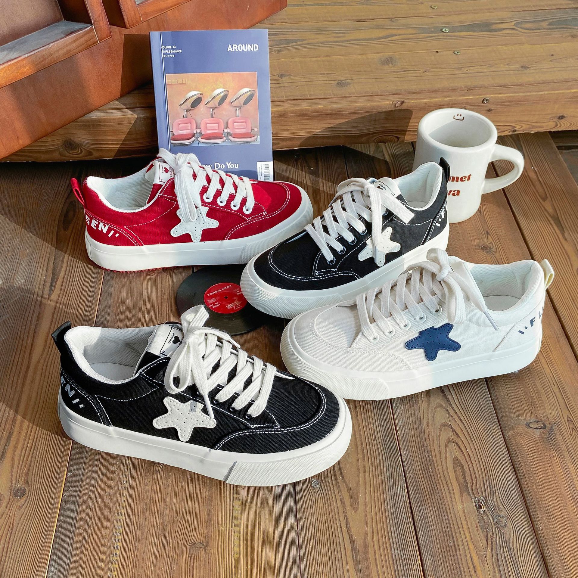 White Canvas Shoes Women's 2023 New Arrival Spring and Autumn ulzzang All-Match Niche Design Star Flat Skateboard Shoes