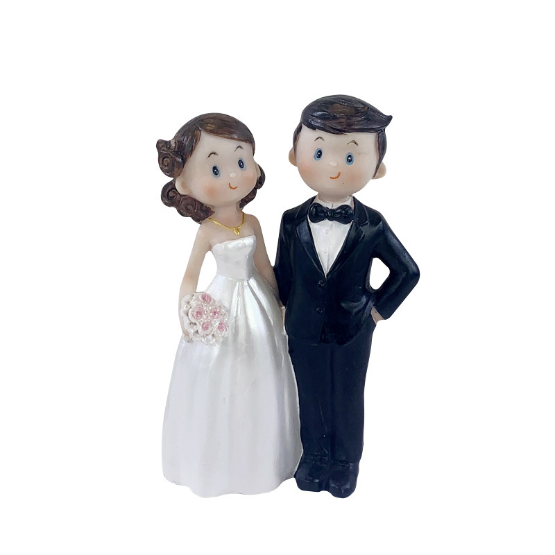 ヨーロッパ式アニメ樹脂新郎新婦ケーキ装飾新商品置物カップル人形結婚式デスクトップ家庭車載|undefined