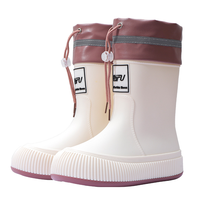 In stock Korean style fashionable mid-calf fashion women's boots comfortable waterproof non-slip lightweight soft wear-resistant thick-soled rain boots Women's outer