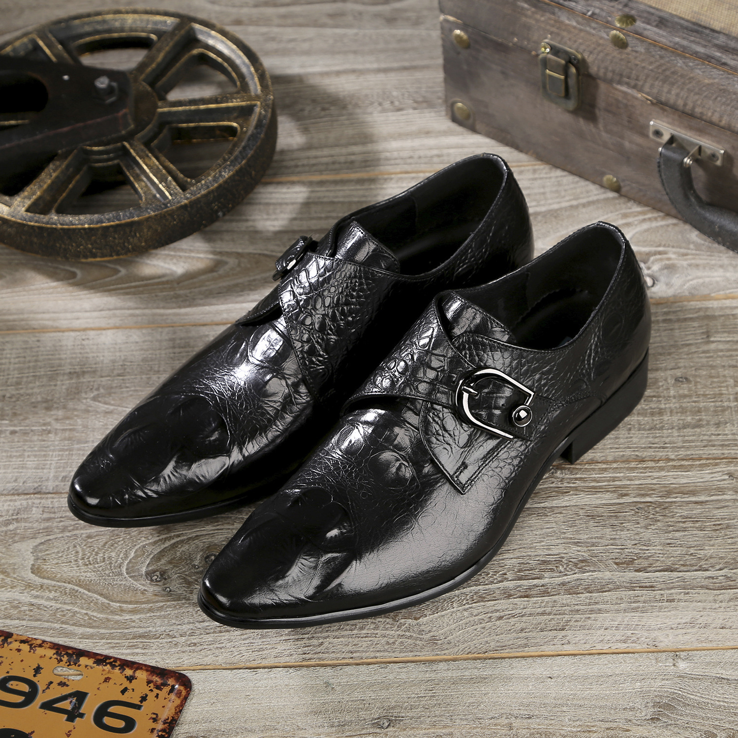 Crocodile pattern formal wear business leather shoes men's slip-on British first layer cowhide embossed buckle monk Monke shoes