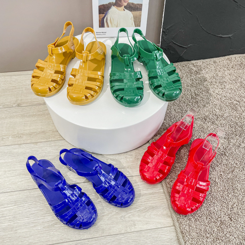 Summer closed toe Roman women's sandals retro flat heel transparent crystal beach shoes flat plastic jelly shoes rain-proof shoes