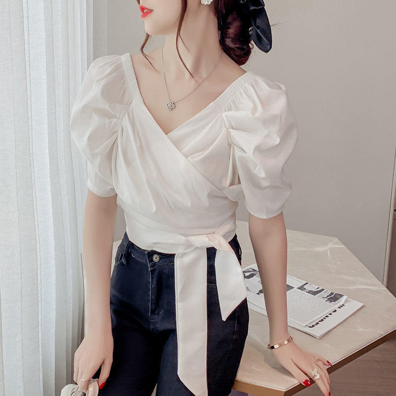 Puff sleeve chiffon shirt for women in summer 2024 new design sense cross shirt V-neck slim short top