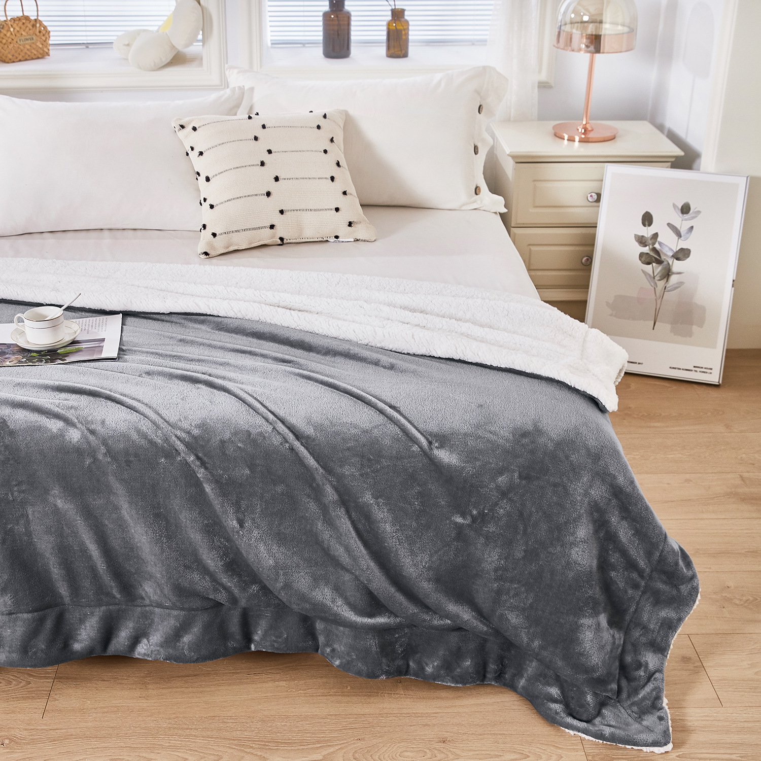 Foreign Trade Flannel Arctic Fleece Blanket Coral Fleece Lamb Fleece Blanket Children's Blanket Double Thickened Warm Winter Quilt
