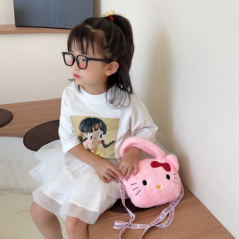 Autumn New Japanese cute plush strawberry bear bag Tigger Three-Eyed Monster cartoon girl messenger bag fashion