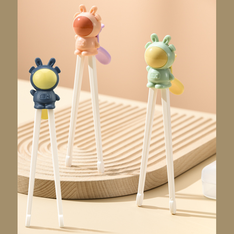 Children's chopsticks training chopsticks practice 2 baby 3 Special 6 children auxiliary automatic 1 rebound Tiger Mouth non-slip learning chopsticks