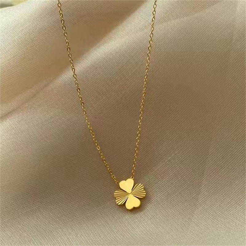 四葉花項鍊2022年新款女夏18k金鎖骨鏈網紅高級感鈦鋼配飾品吊墜