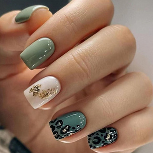 Short fresh green leopard fashion gold foil natural wear armor White nail piece fake nails wholesale