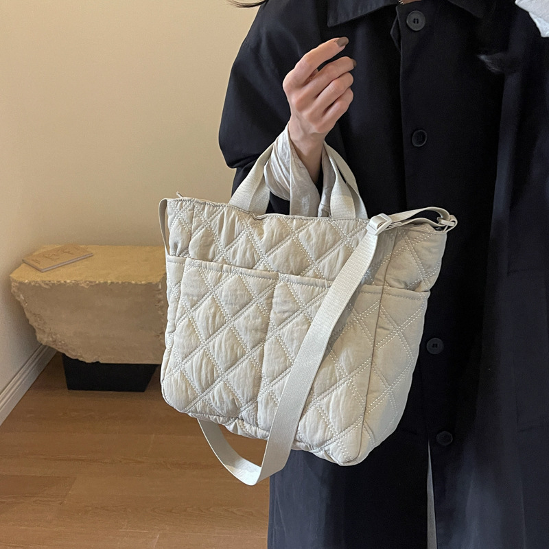 特包菱格刺繍糸ショルダーバッグ大容量ナイロン布バッグ女子学生授業斜めショルダーバッグ通勤ハンドバッグ|undefined